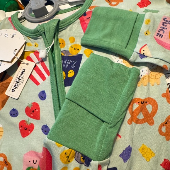 NWT Little Sleepies Snack Attack zippy - Picture 8 of 9